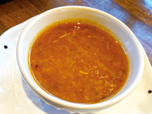 野菜の旨味がつまった特製スープ